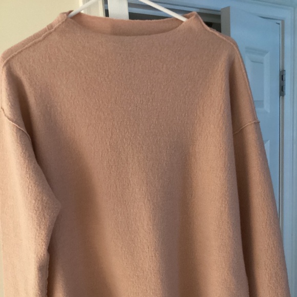 Eileen Fisher 100% wool top - Picture 2 of 5